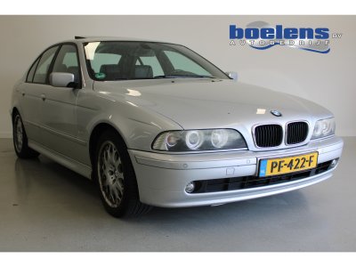 BMW 5 Serie 520i Lifestyle Edition MIN EXPORT  PRIJS | APK: 06-2026 | AIRCO | STOEL-VERW | CRUISE | PDC-V/A | TREKHAAK | 17'LMV |